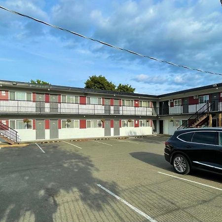 Diplomat Motel นาไนโม ภายนอก รูปภาพ