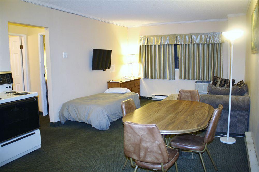 Diplomat Motel นาไนโม ภายนอก รูปภาพ